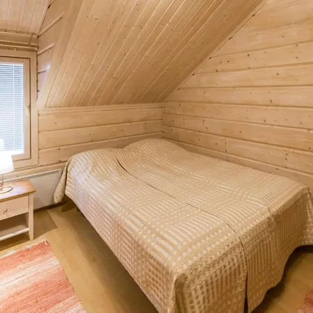 Eki-yllaes A By Interhome Экясломполо