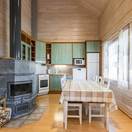 Eki-yllaes A By Interhome